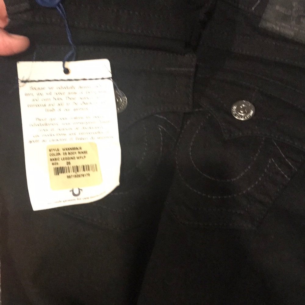 NWT true religion black skinny 26